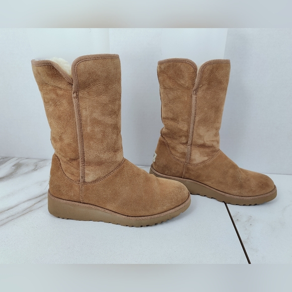 UGG Women's Amie Classic Slim Tan Suede Sheepskin Lined Boots, Sz 7 - Picture 4 of 10